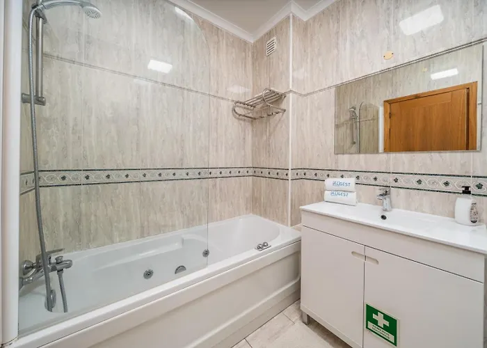 Rocha Sun By Algest * Portimão